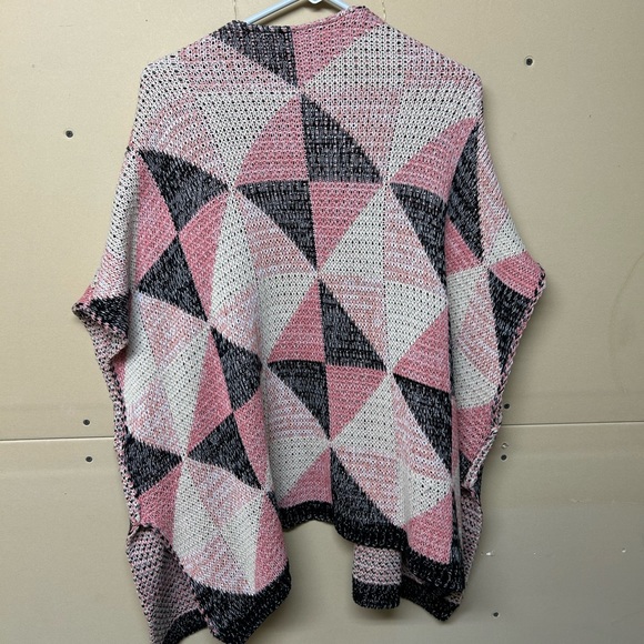 2/$75💥- CARDIGAN | Women’s RD Style cardigan size medium - Picture 2 of 4